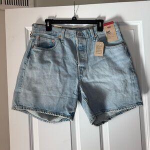 Levi Shorts Size 34